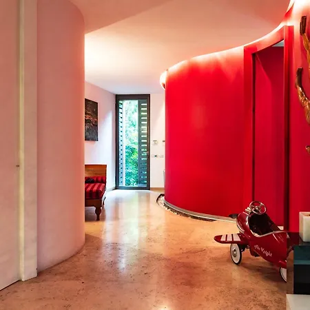 Youhosty - Exclusive Townhouse Garden And Pool Appartement *