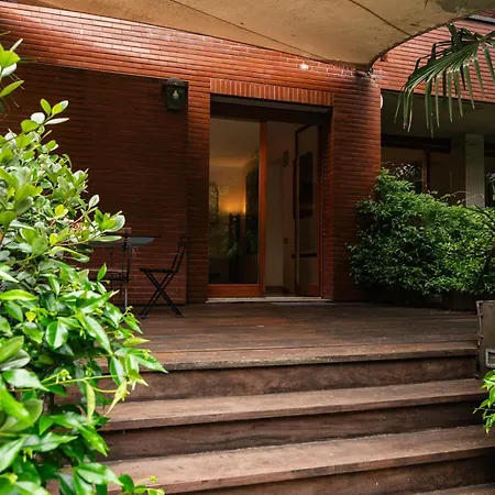 Appartement Youhosty - Exclusive Townhouse Garden And Pool Milan