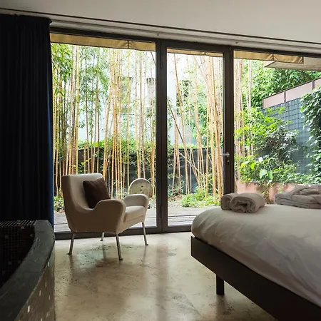 Youhosty - Exclusive Townhouse Garden And Pool *