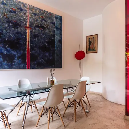 Youhosty - Exclusive Townhouse Garden And Pool