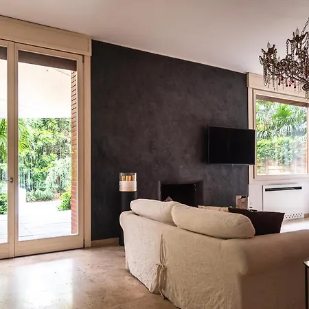 Youhosty - Exclusive Townhouse Garden And Pool 公寓 *