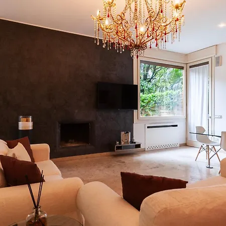 Youhosty - Exclusive Townhouse Garden And Pool *