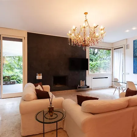 Youhosty - Exclusive Townhouse Garden And Pool דירה